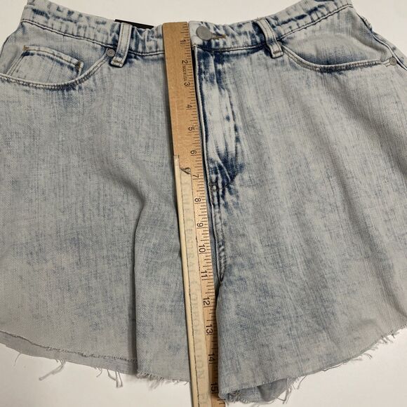 Blank NYC 29 Denim Shorts Flared Cutoffs Blind Journey Wash Cotton Festival NWT - Picture 8 of 10